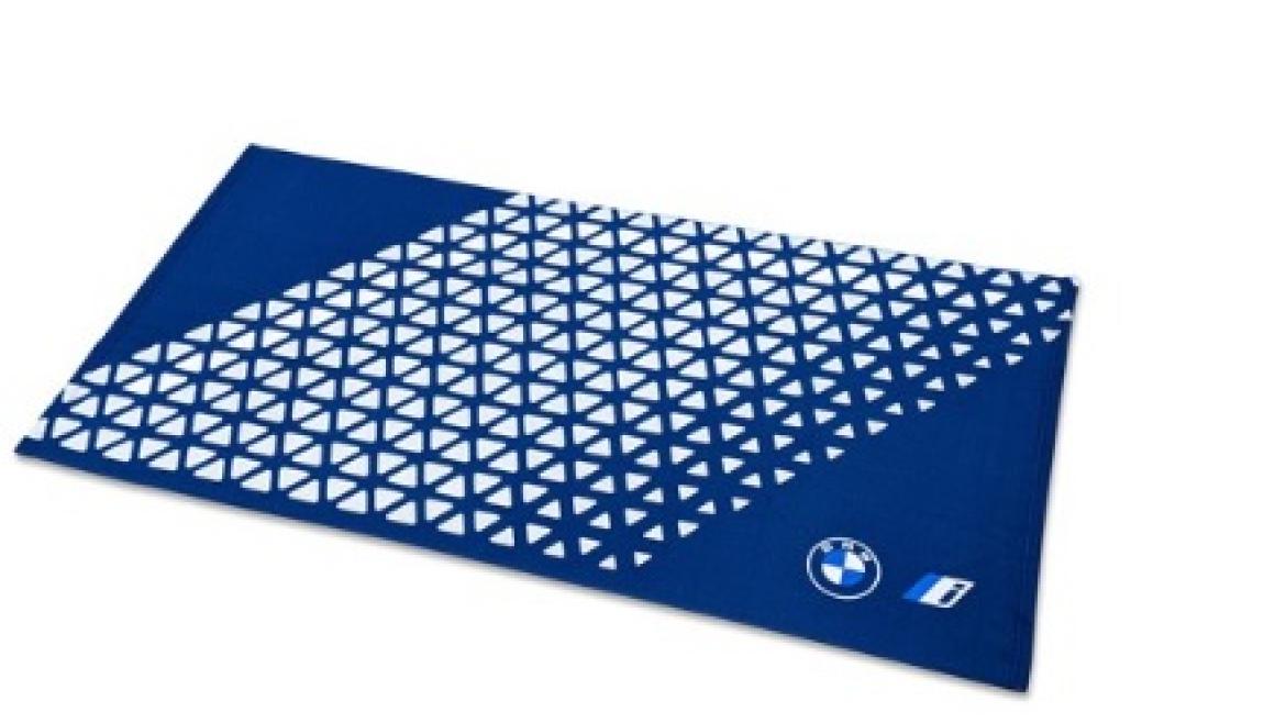 試乗記念品 BMW RPETマイクロファイバータオル